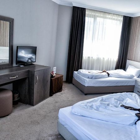 Hotel Nove Svishtov Bagian luar foto