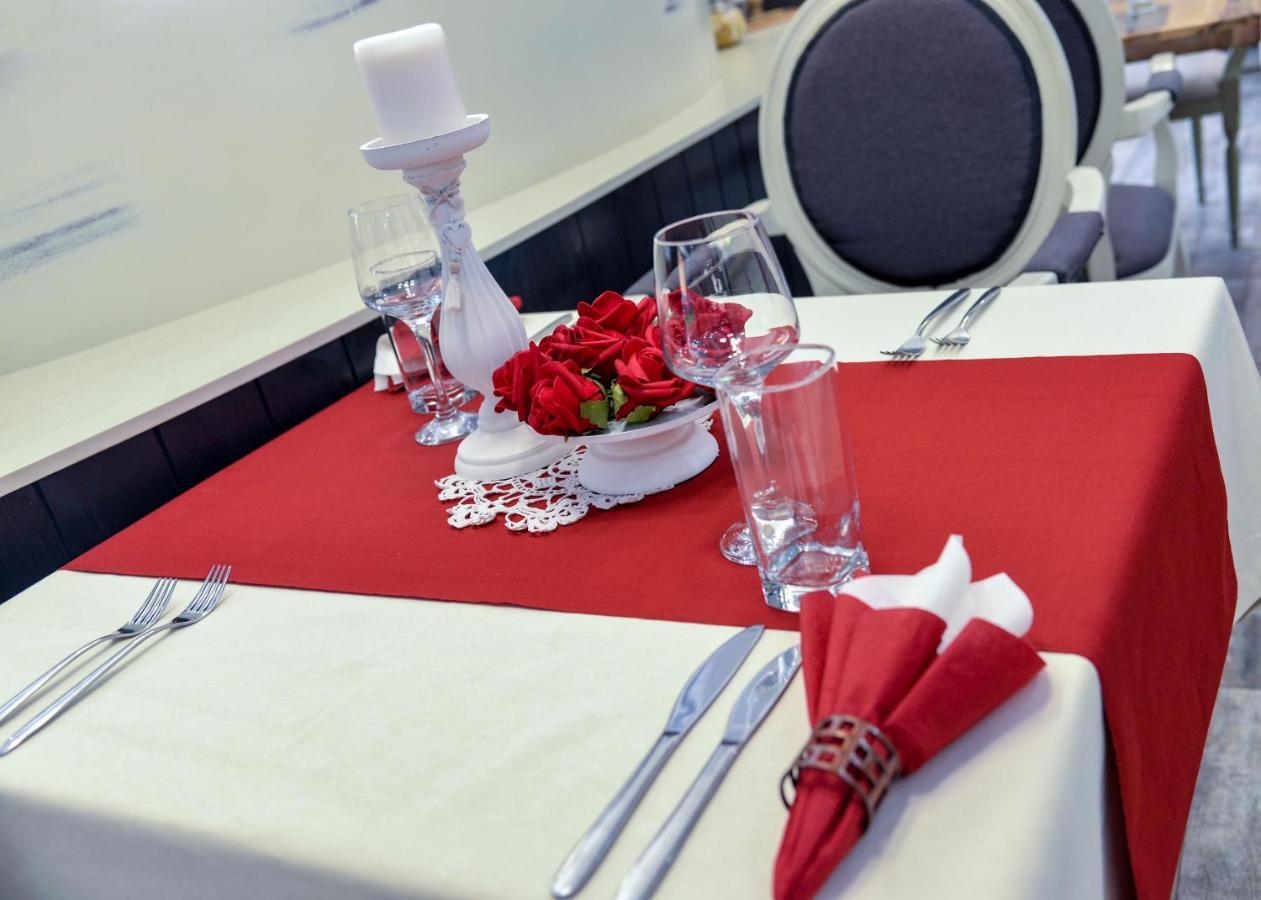 Hotel Nove Svishtov Bagian luar foto
